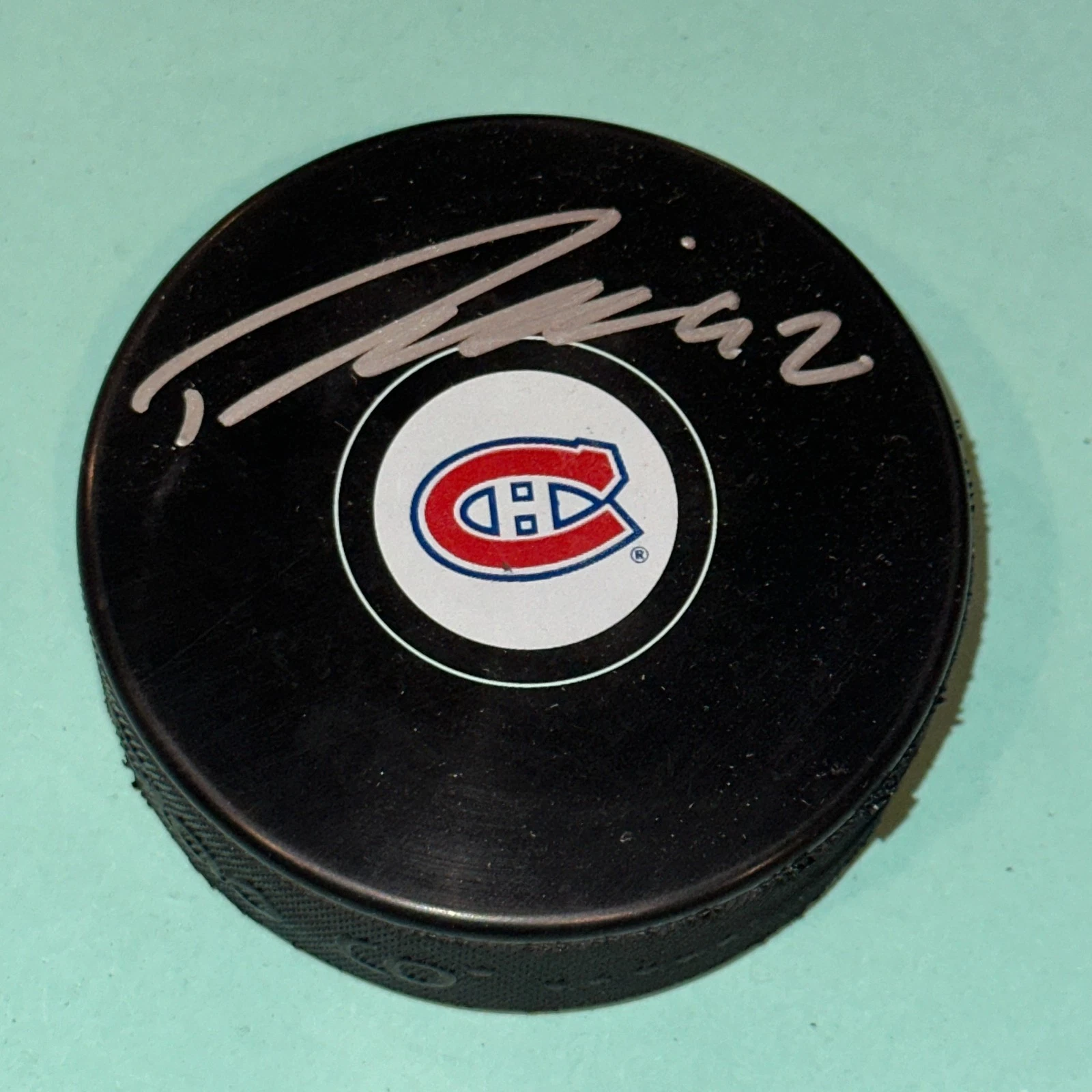 PATRIK LAINE Signed Montreal CANADIENS Puck Beckett (BAS)