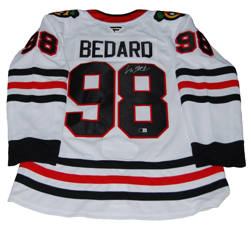 CONNOR BEDARD signed (CHICAGO BLACKHAWKS) Premium hockey jersey BECKETT AE38946