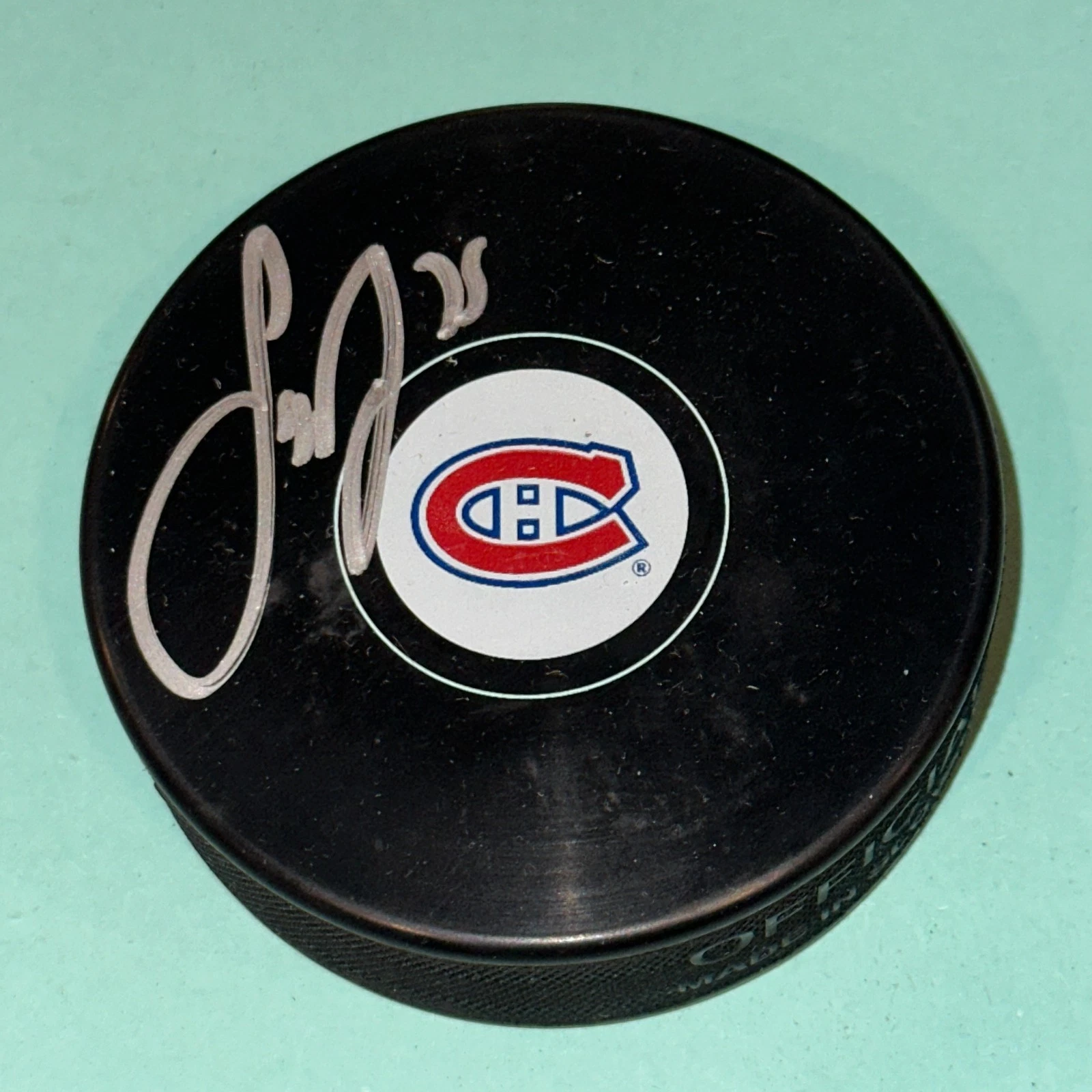 SAM MONTEMBEAULT Signed Montreal CANADIENS Puck Beckett (BAS)