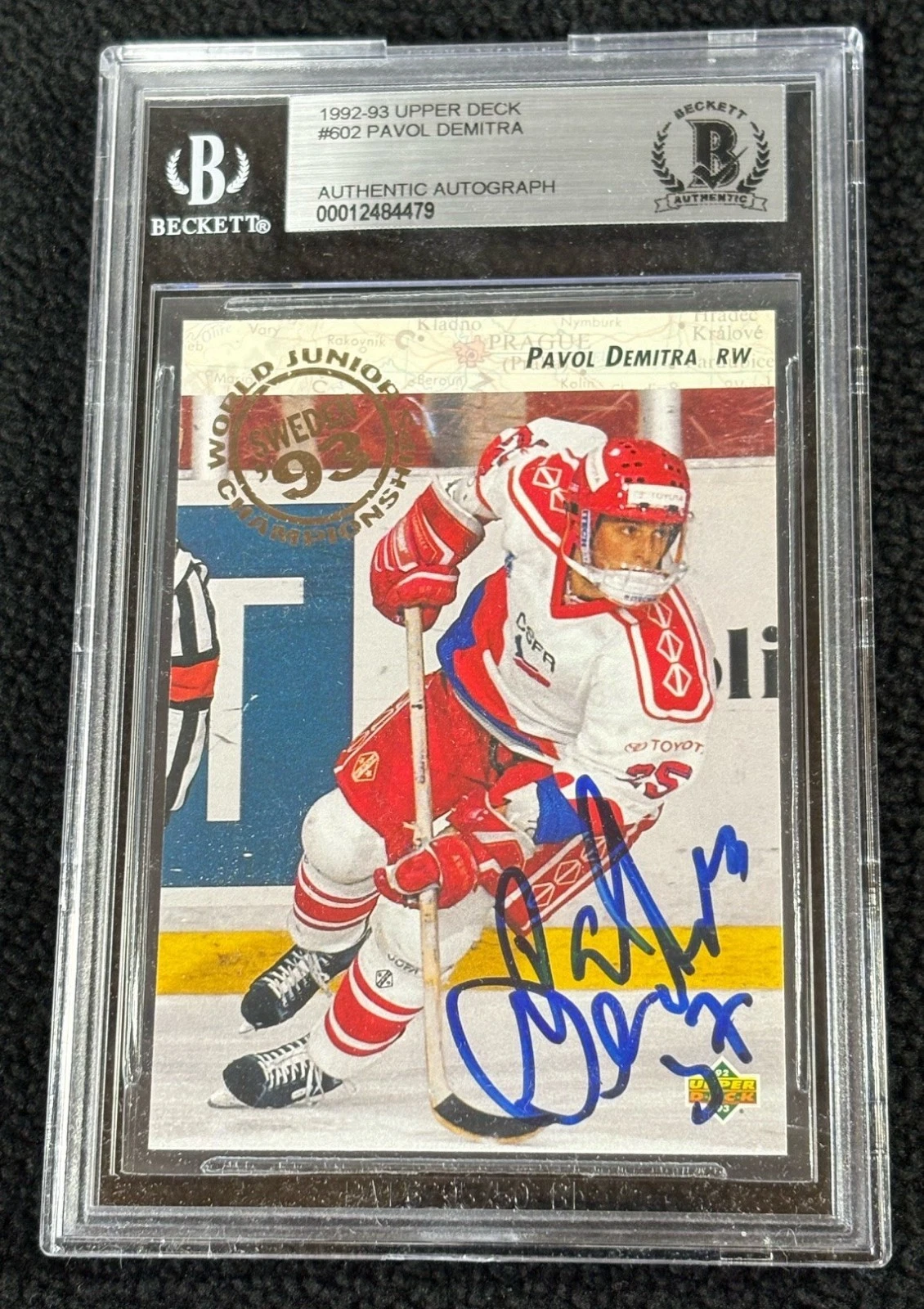 Pavol Demitra Signed 1992/93 Upper Deck Rookie Card #602 Beckett Certified