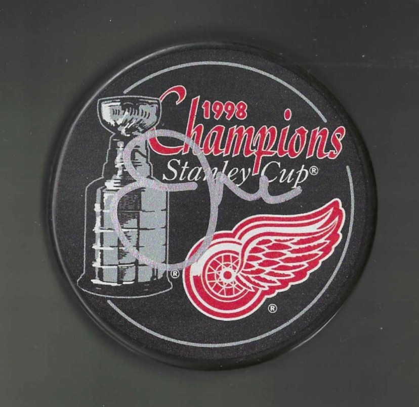 Jim Nill Signed Detroit Red Wings 1998 Stanley Cup Champions Puck