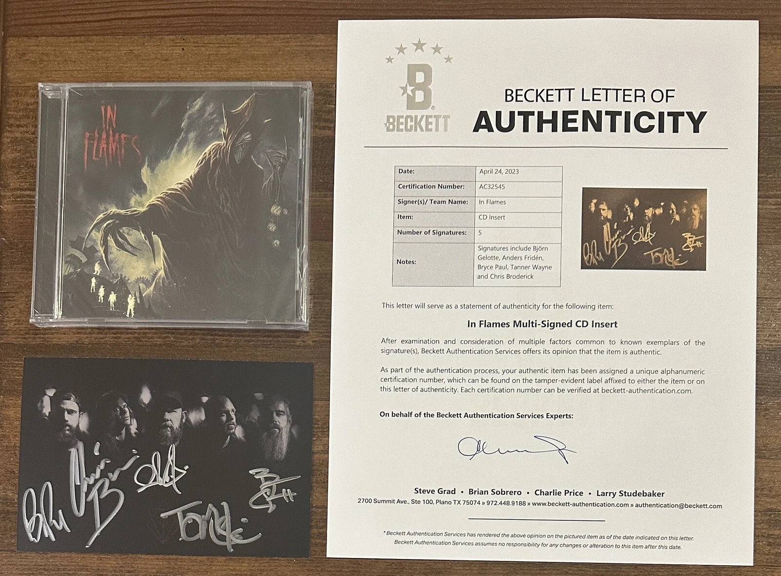 In Flames Foregone CD & SIGNED AUTOGRAPHED FULL BAND PHOTOGRAPH BAS Beckett COA