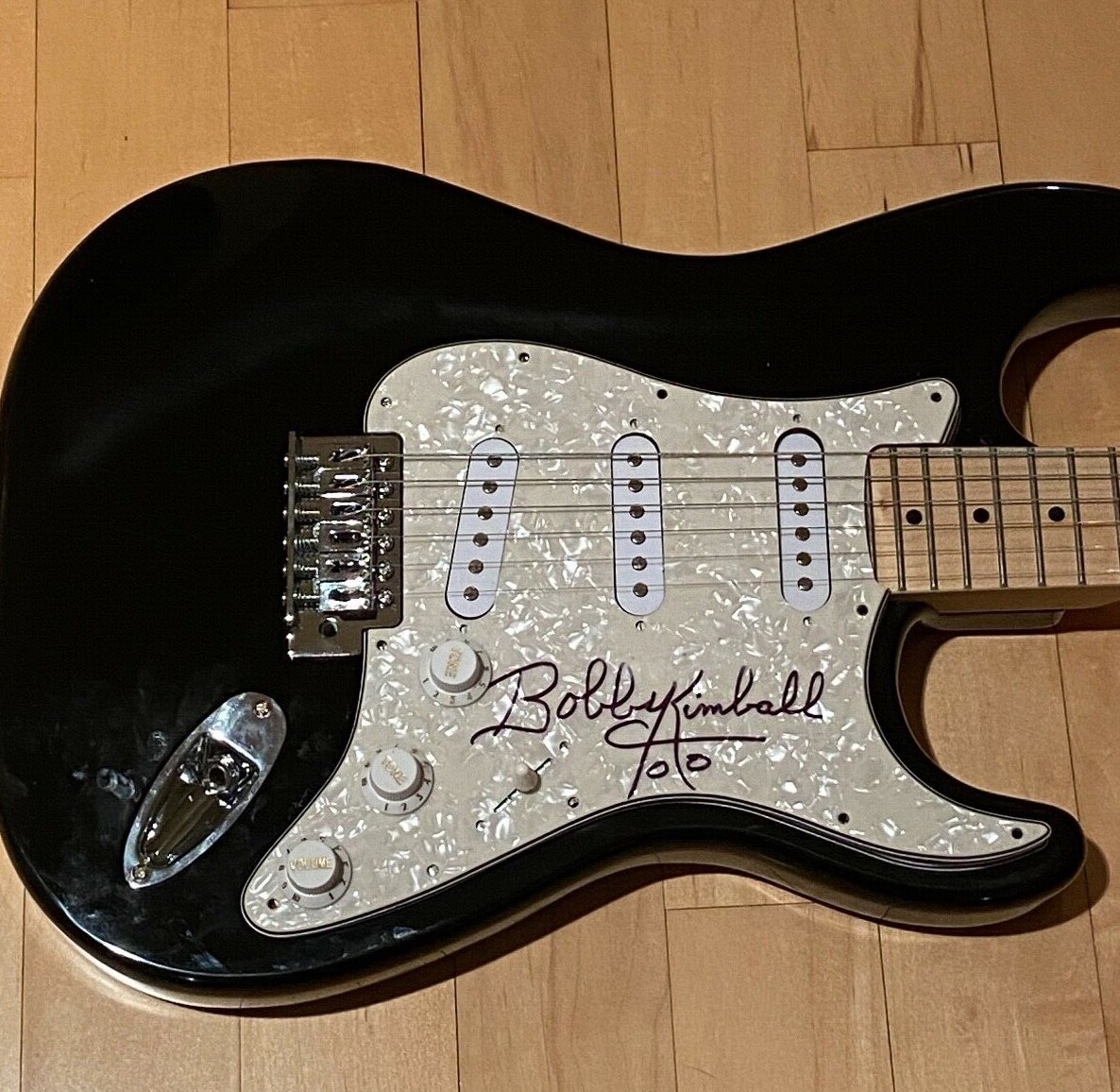 * BOBBY KIMBALL * signed electric guitar * TOTO SINGER * COA * 1