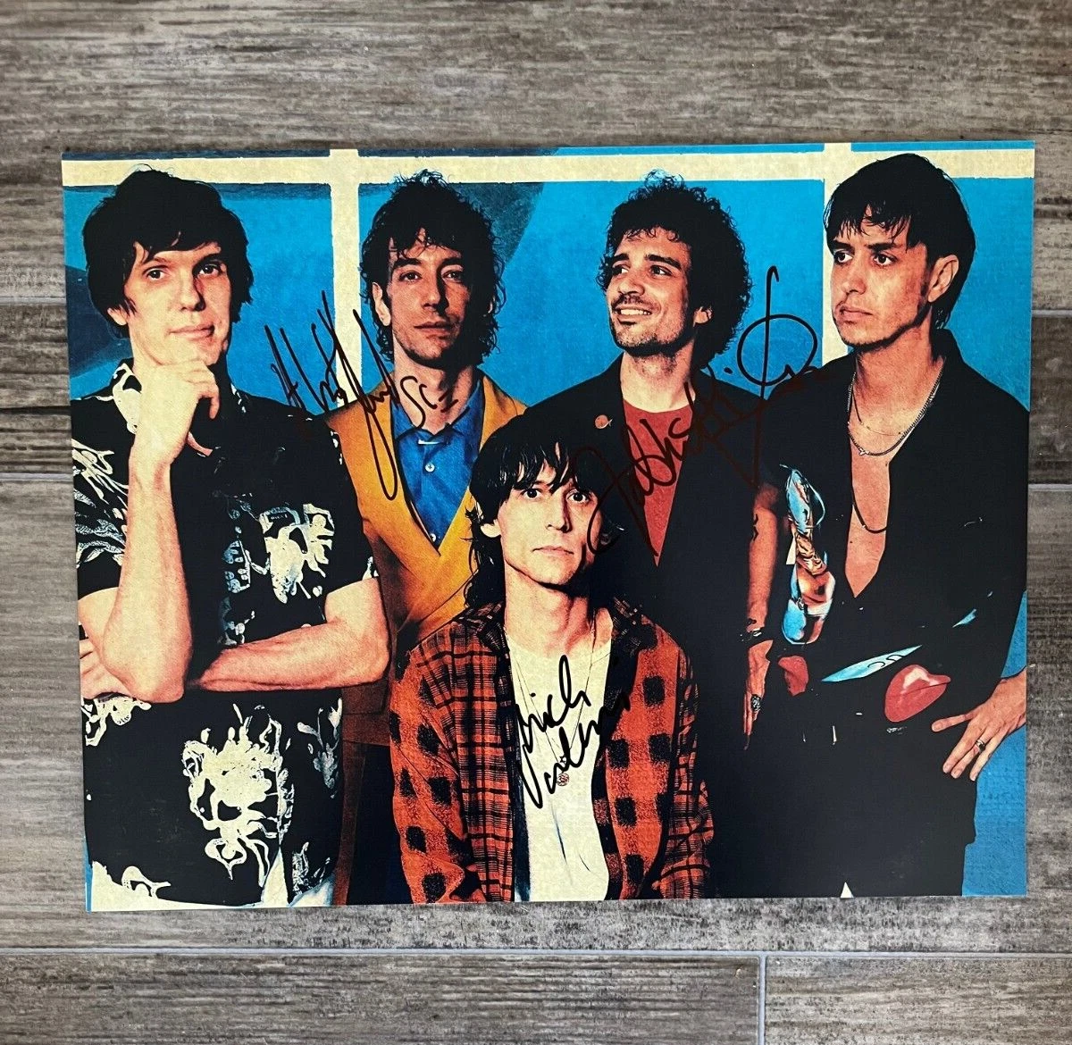 * THE STROKES * signed 11x14 photo * JULIAN, NICK, ALBERT & FABRIZIO * 1