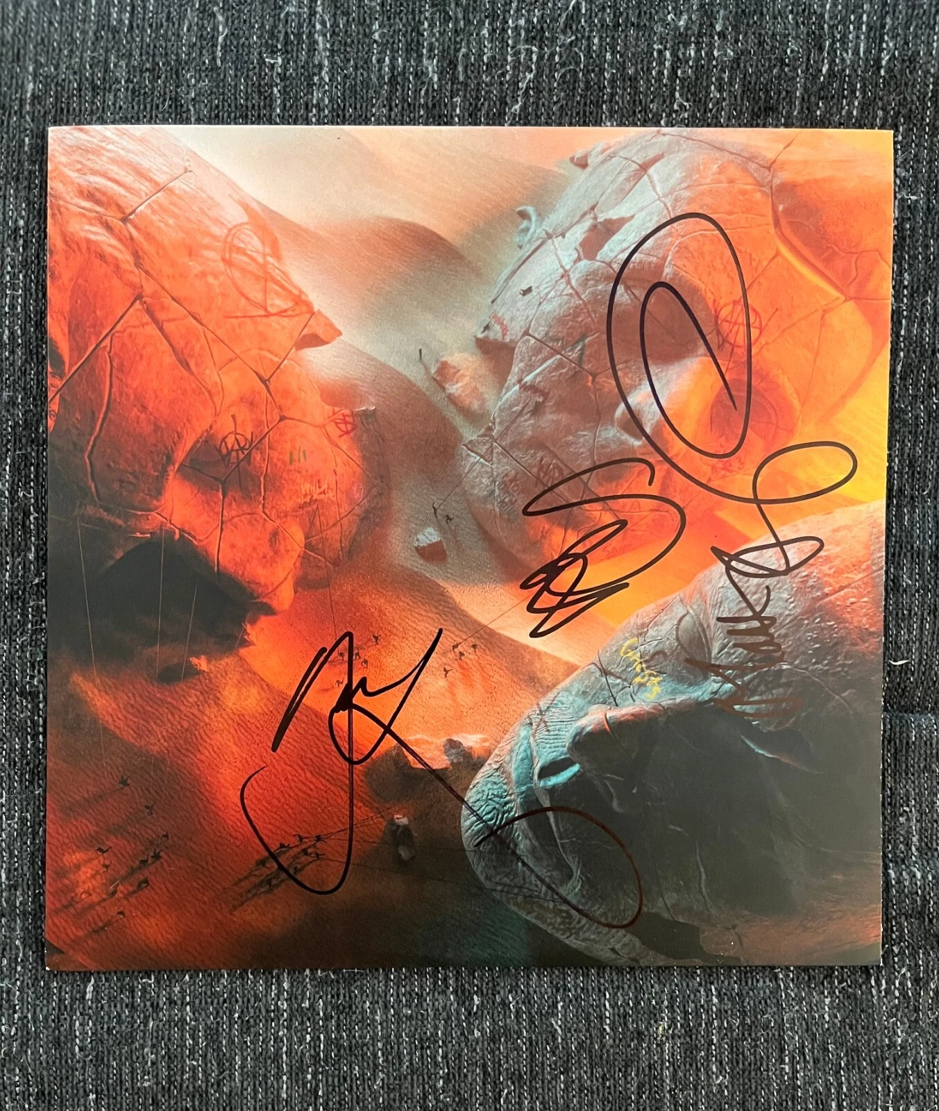 * MUSE * signed album * WILL OF THE PEOPLE * MATT, DOMINIC & CHRIS * 3