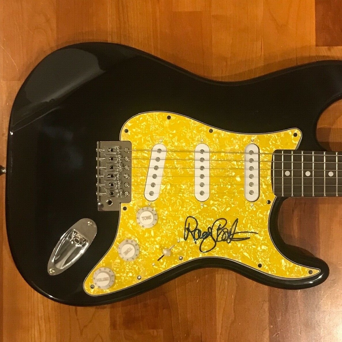 * RANDY BACHMAN * signed autographed electric guitar * THE GUESS WHO * PROOF * 3