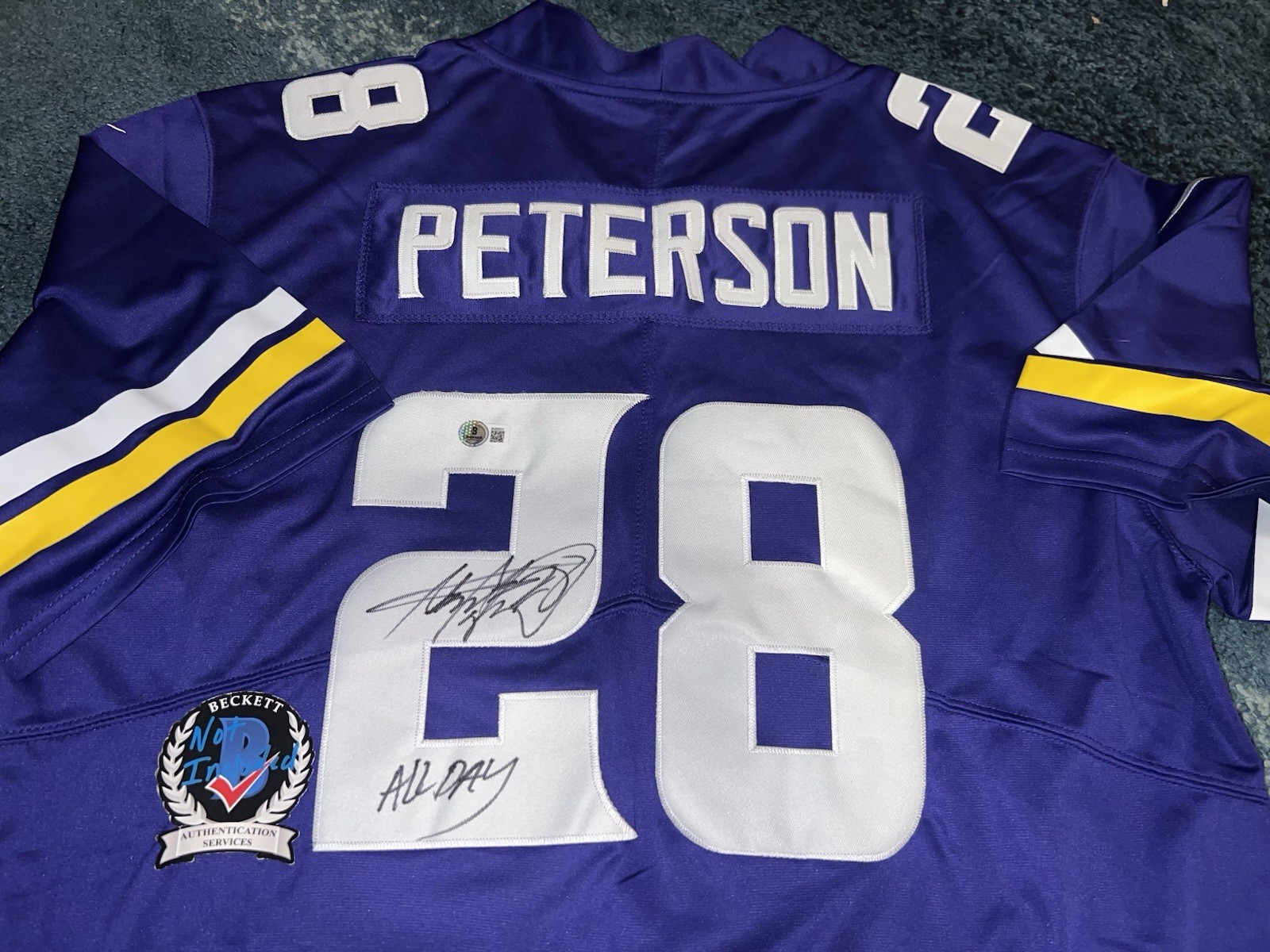 Adrian Peterson Signed Minnesota Vikings Jersey Legend Superstar Beckett