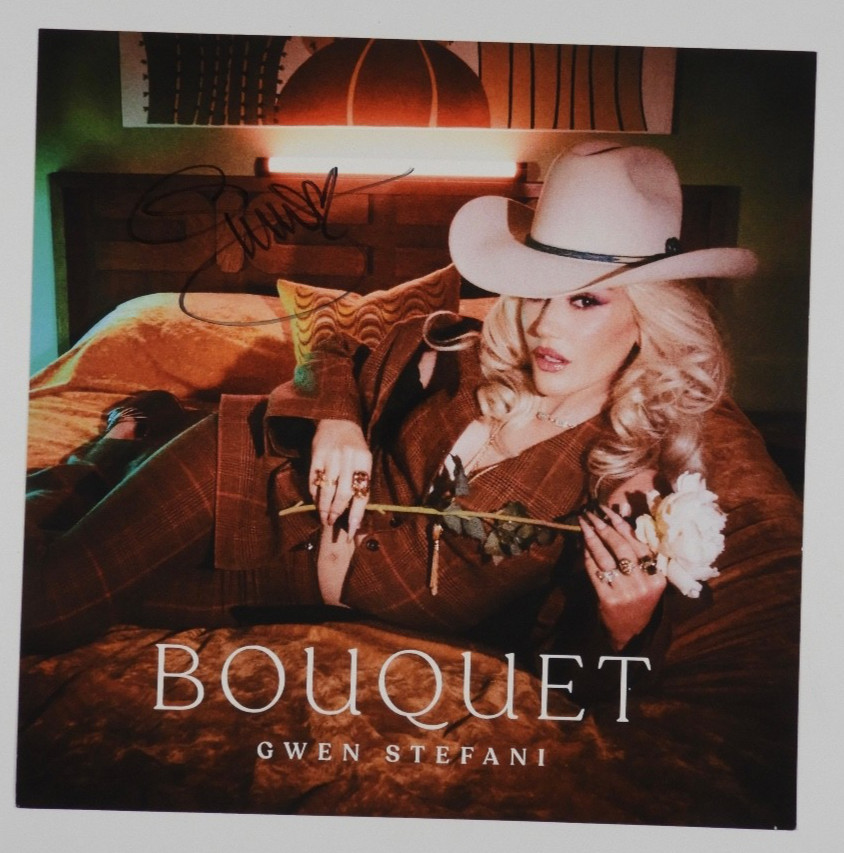 Gwen Stefani w Autograph Signed 11