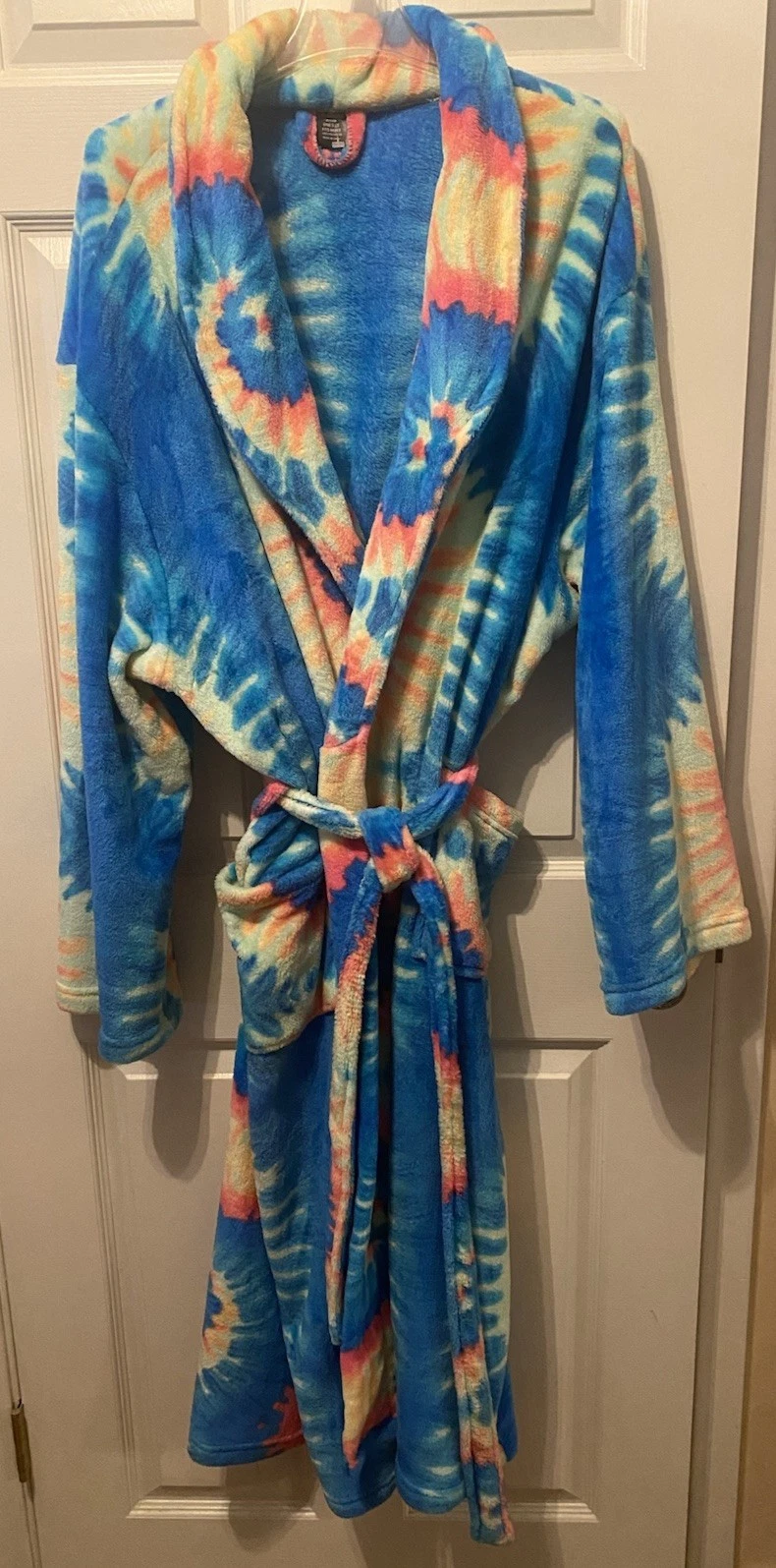 Top Drawer O/S Tie Dye Blue Fluffy Robe