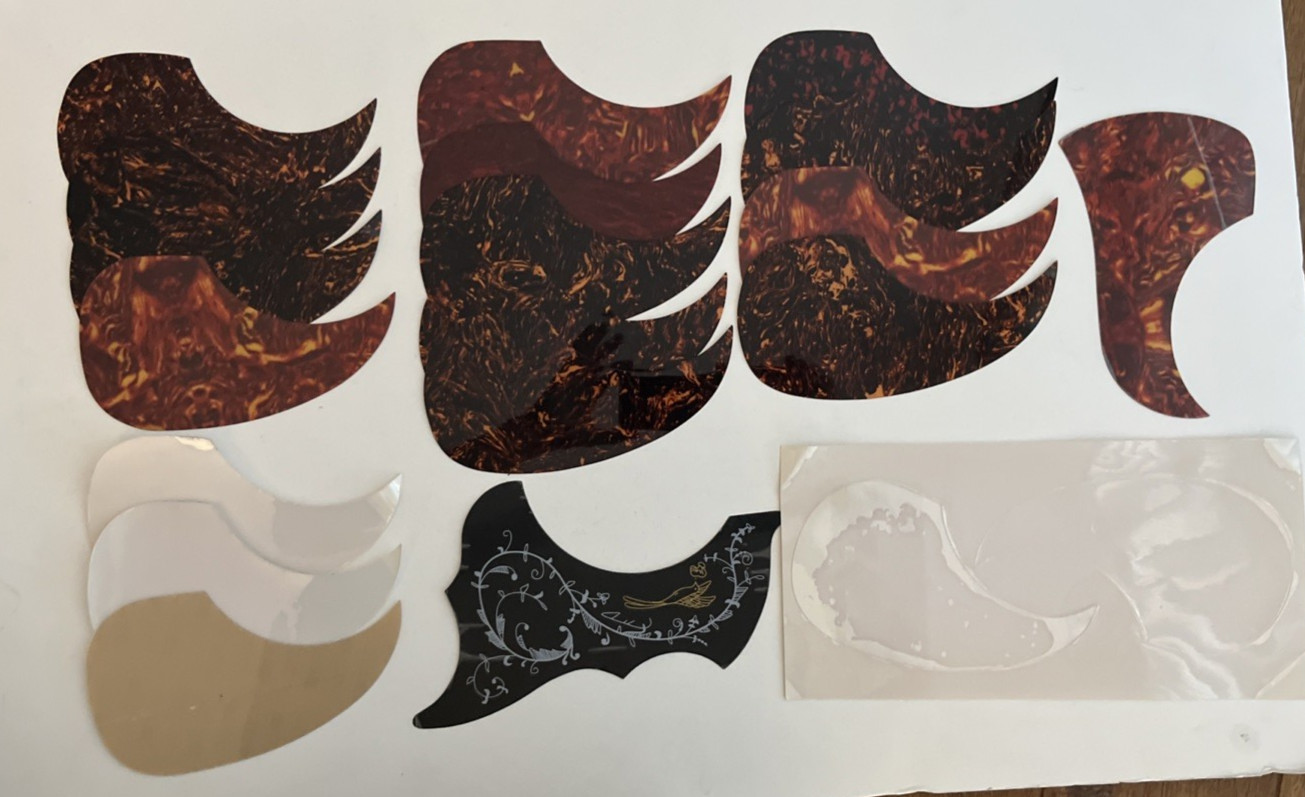 Lot Of 19 Assorted Acoustic Guitar Pickguards Great For Autographs