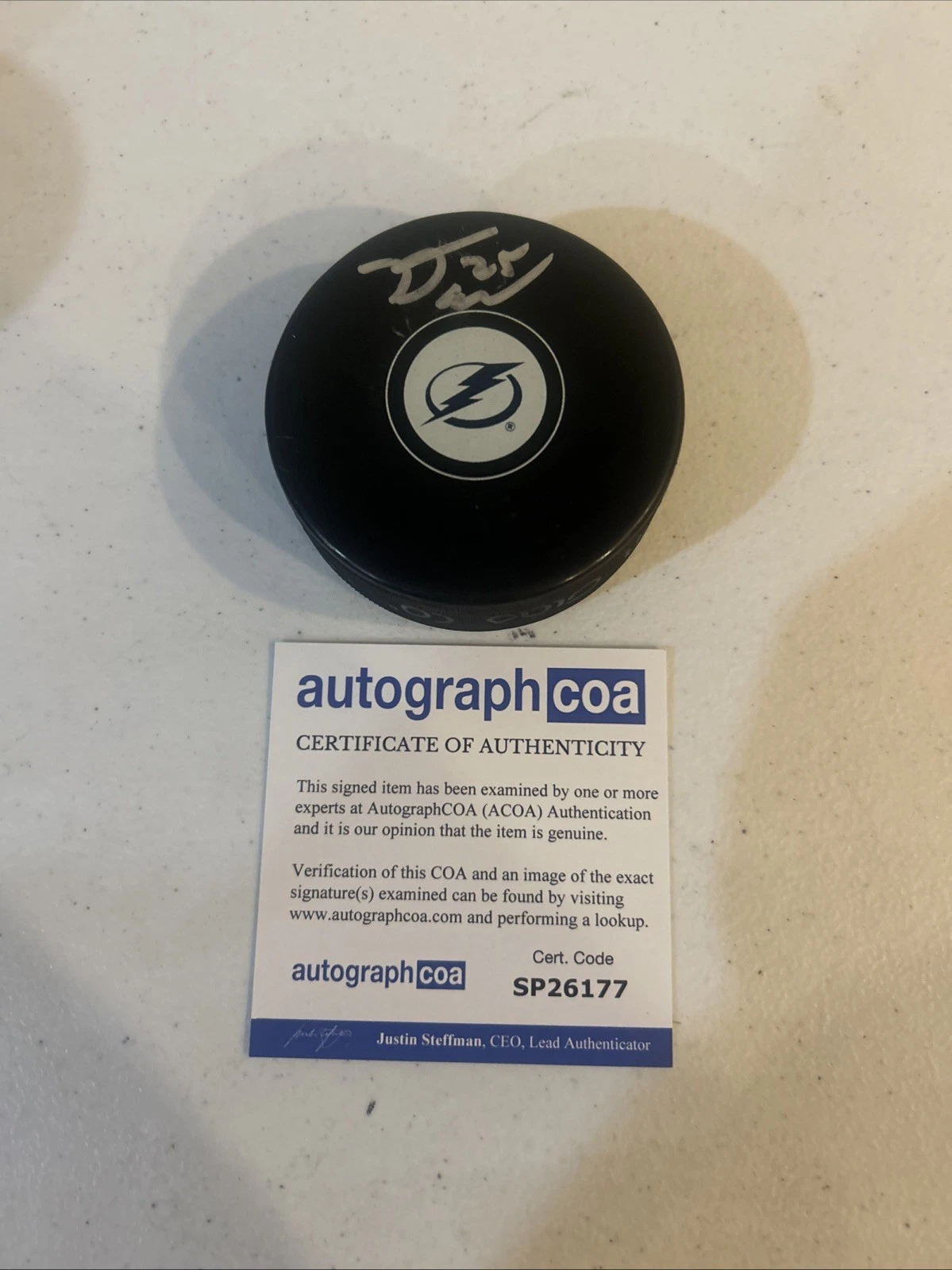 TAMPA BAY LIGHTNING- DYLAN DUKE SIGNED AUTOGRAPH LOGO HOCKEY PUCK ACOA NHL