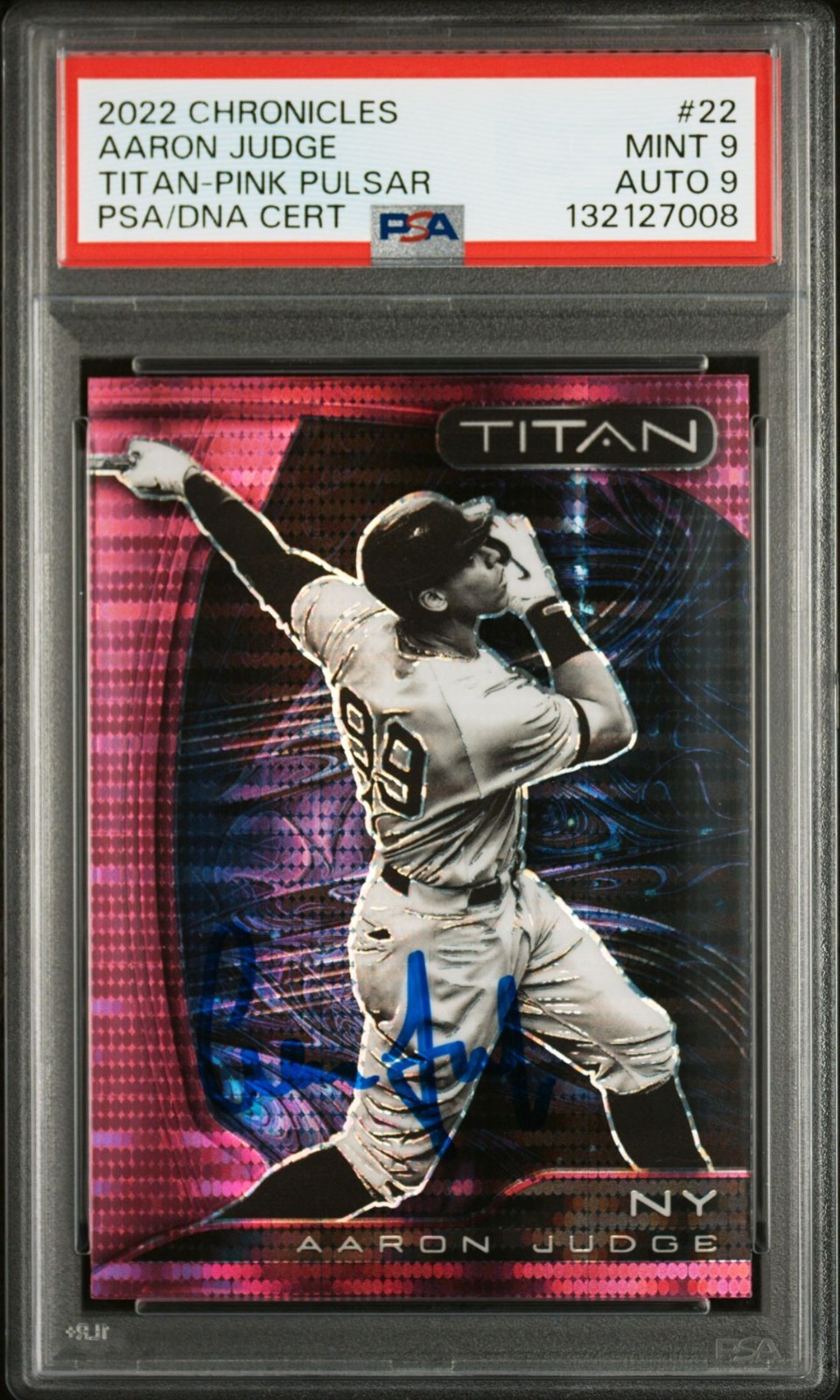Aaron Judge Autographed 2022 Panini Chronicles Titan #22 Pink Pulsar Prizm PSA 9