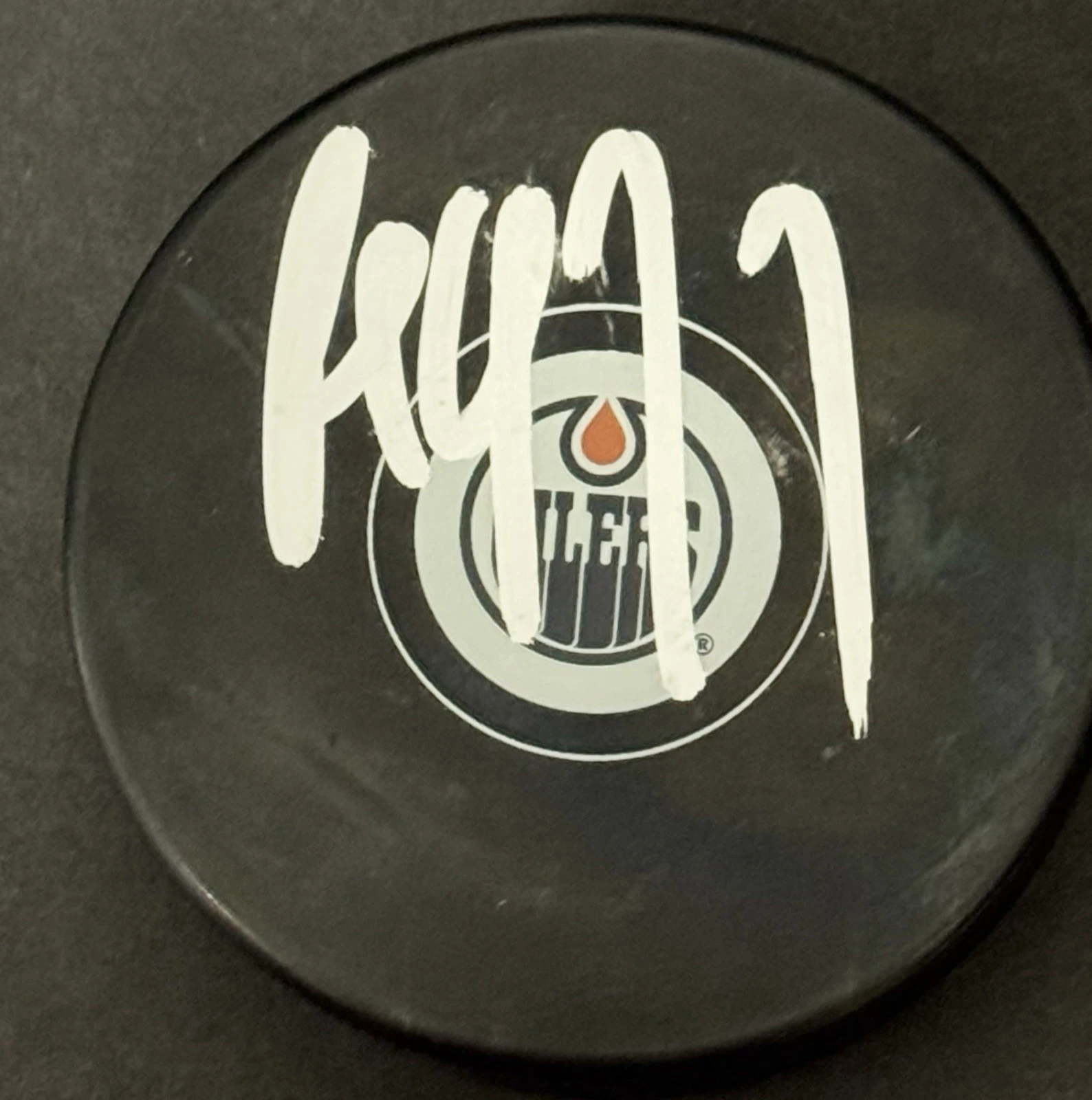 Paul Coffey Signed Autographed Edmonton Oilers Logo Hockey Puck PSA/DNA