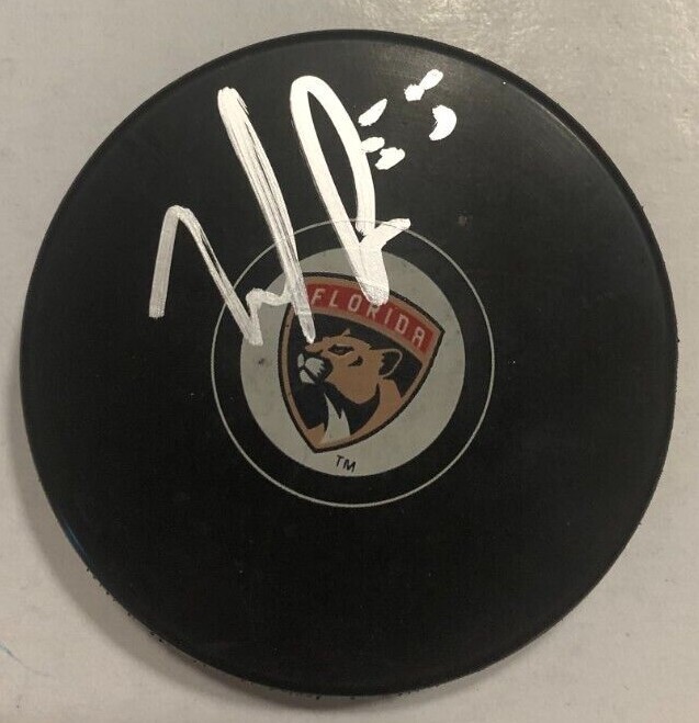 NOEL ACCIARI SIGNED FLORIDA PANTHERS HOCKEY PUCK W/ CASE COA
