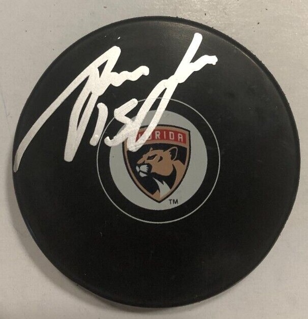 ANTON LUNDELL SIGNED FLORIDA PANTHERS HOCKEY PUCK W/ CASE COA