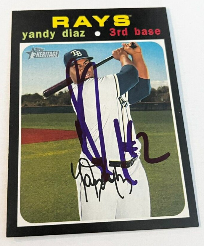 YANDY DIAZ SIGNED 2020 TOPPS HERITAGE BASEBALL CARD AUTO COLLECTIBLE MEMORABILIA