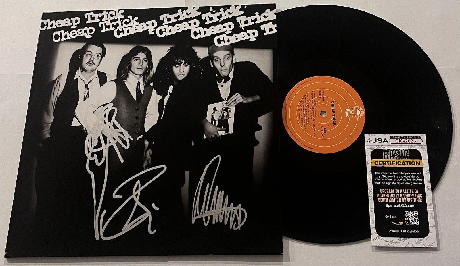 CHEAP TRICK SIGNED LP VINYL RECORD ALBUM ROBIN ZANDER RICK NIELSEN TOM JSA COA