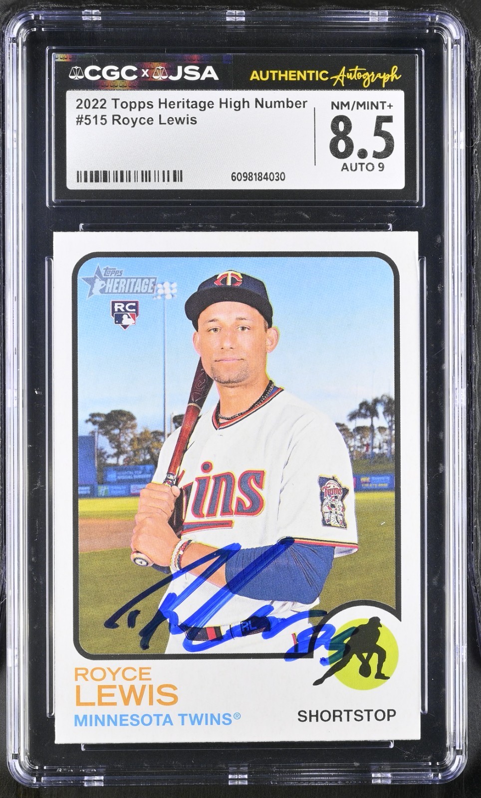ROYCE LEWIS SIGNED 2022 TOPPS HERITAGE ROOKIE CARD #515 CGC 8.5 JSA 9 AUTO