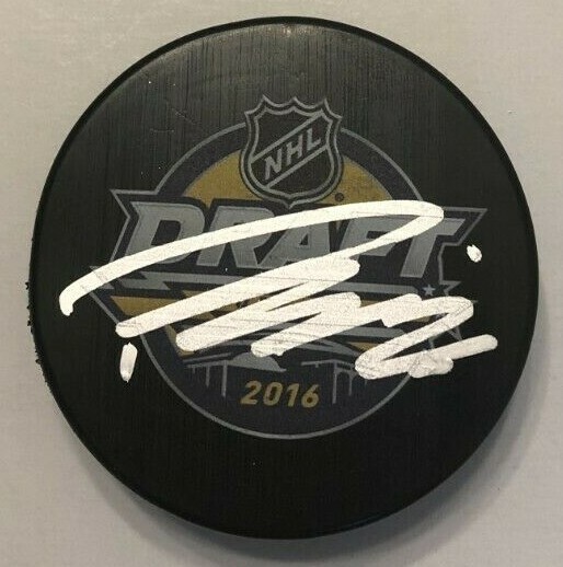 PATRIK LAINE SIGNED 2016 NHL DRAFT HOCKEY PUCK W/CASE JETS BLUE JACKETS COA