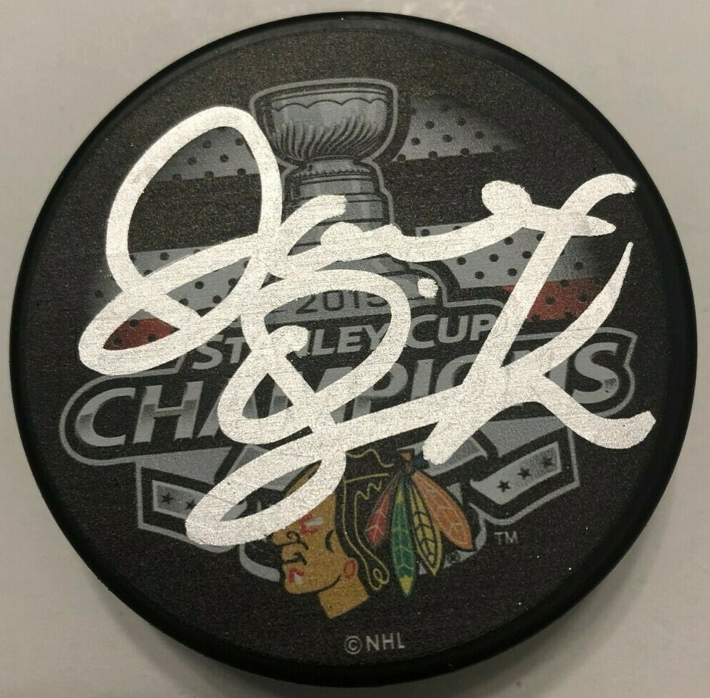 JOEL QUENNEVILLE SIGNED 2015 STANLEY CUP PUCK W/CASE CHICAGO BLACKHAWKS COA