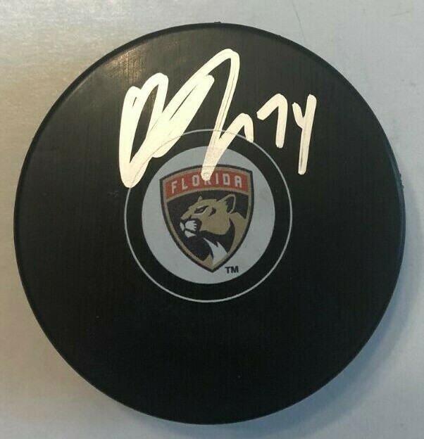 OWEN TIPPETT SIGNED FLORIDA PANTHERS HOCKEY PUCK W/ CASE COA