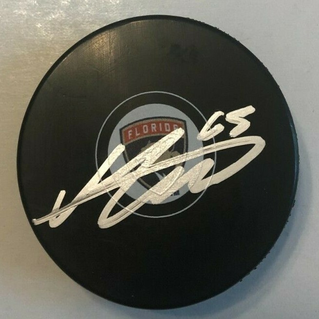 MARKUS NUTIVAARA SIGNED FLORIDA PANTHERS HOCKEY PUCK W/ CASE COA