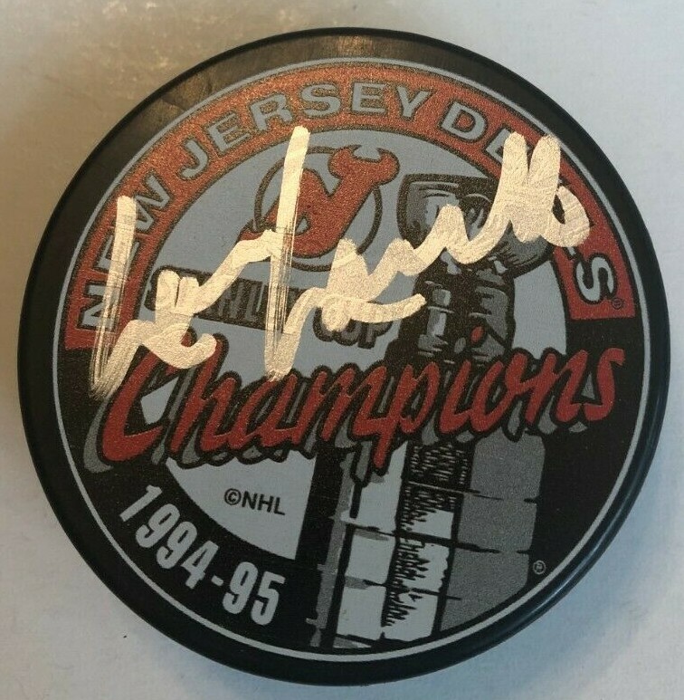 LOU LAMORIELLO SIGNED 1995 STANLEY CUP HOCKEY PUCK W/ CASE NEW JERSEY DEVILS COA