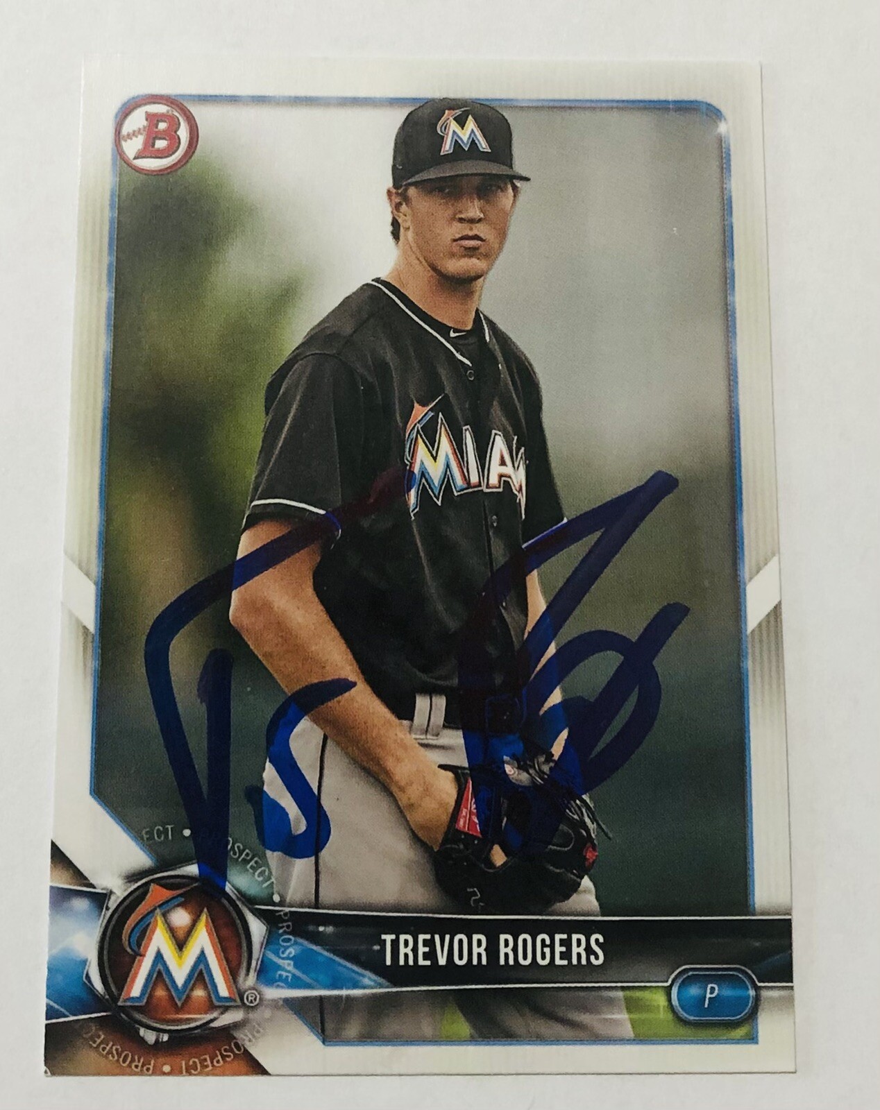 TREVOR ROGERS SIGNED 2018 BOWMAN PROSPECT ROOKIE CARD MIAMI MARLINS AUTO