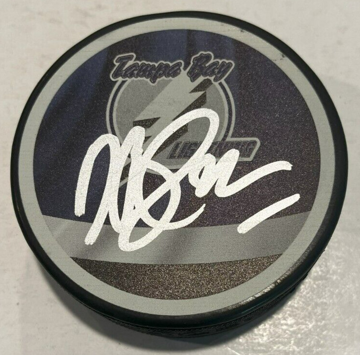 DAN BOYLE SIGNED TAMPA BAY LIGHTNING HOCKEY PUCK W/ CASE COA