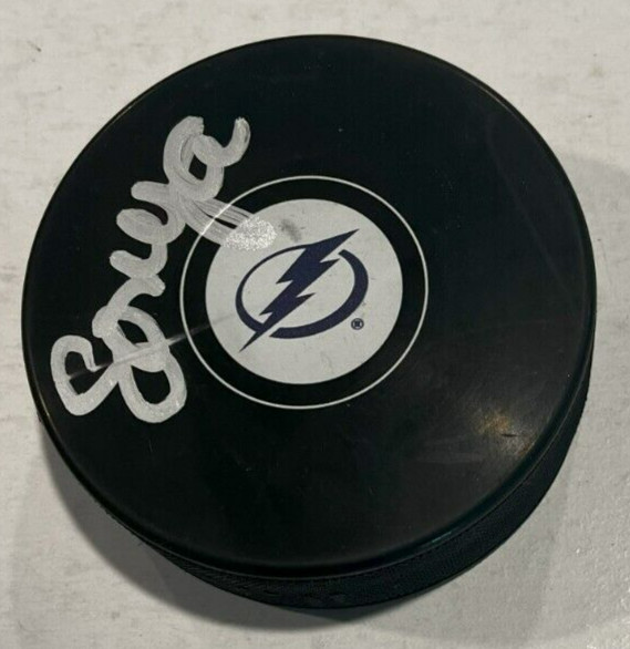 SONYA BRYSON-KIRKSEY SIGNED TAMPA BAY LIGHTNING HOCKEY PUCK W/ CASE COA