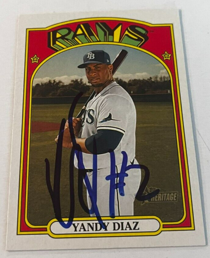 YANDY DIAZ SIGNED 2021 TOPPS HERITAGE BASEBALL CARD AUTO COLLECTIBLE MEMORABILIA