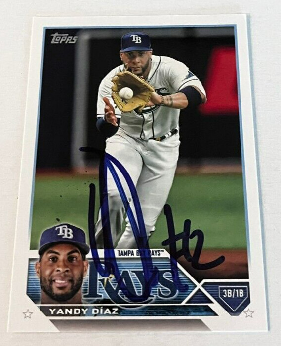 YANDY DIAZ SIGNED 2023 TOPPS BASEBALL CARD AUTO COLLECTIBLE MEMORABILIA