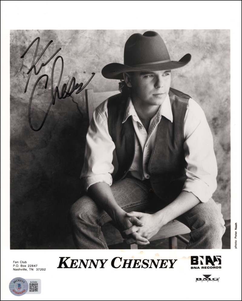 Kenny Chesney Signed Autograph Original 8x10 Promo Photo w/ Beckett COA