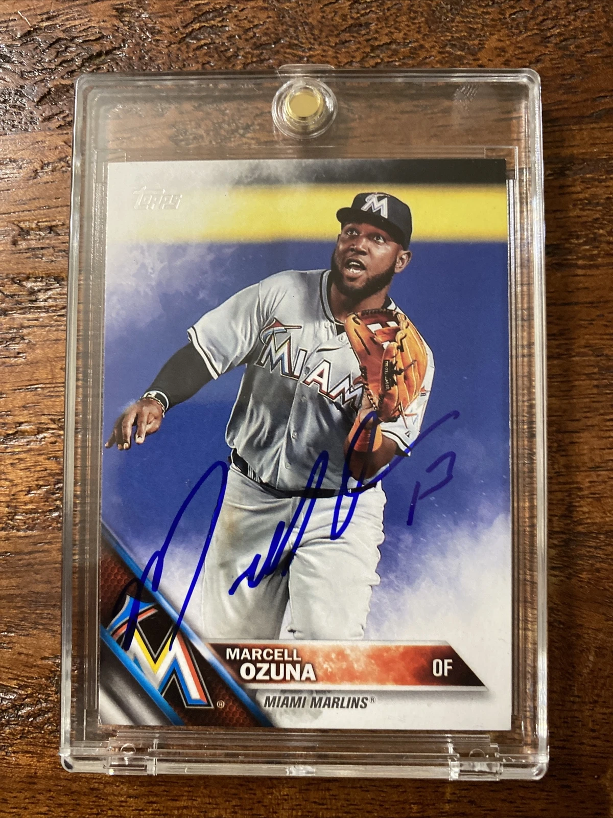 Marcell Ozuna Signed Topps Card Psa Dna Coa Autographed Marlins Braves