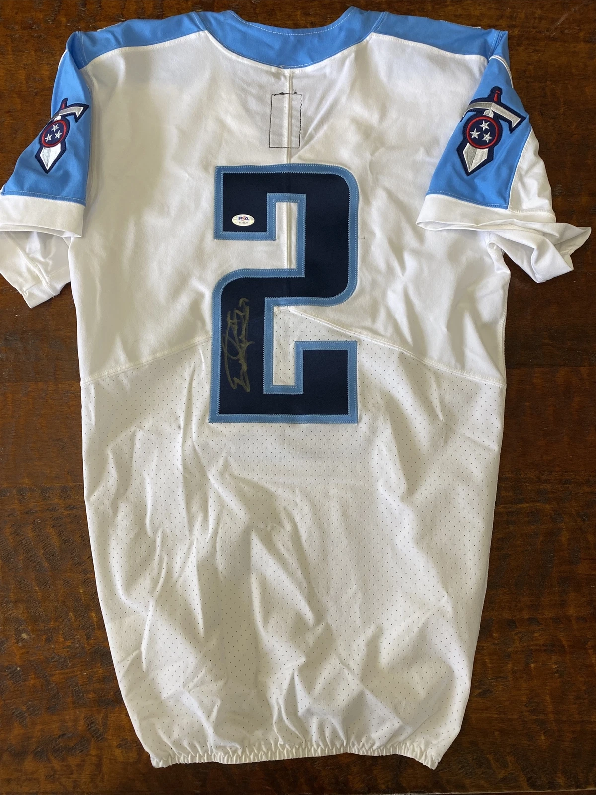 Derrick Henry Signed Practice Used Tennessee Titans Jersey Psa Dna Coa