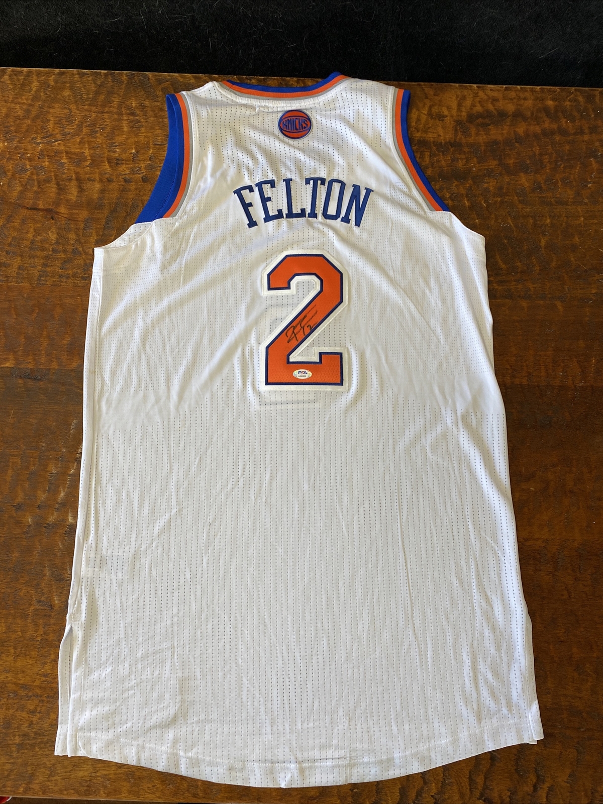 Raymond Felton Signed 2013 Game Issued New York Knicks Jersey Psa/Dna Coa