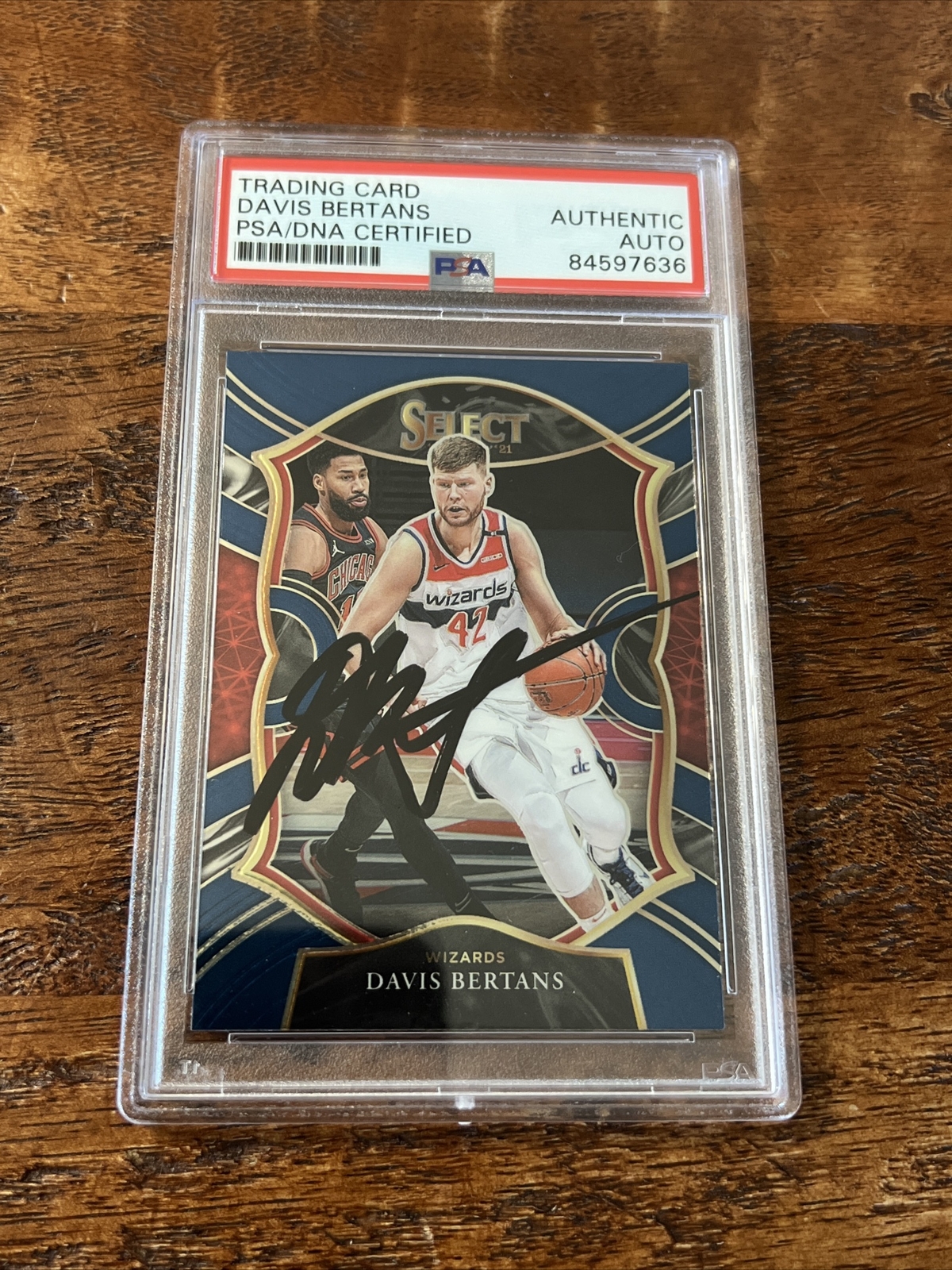 Davis Bertans Signed Panini Select Card Psa Dna Coa Slab Autographed Mavericks