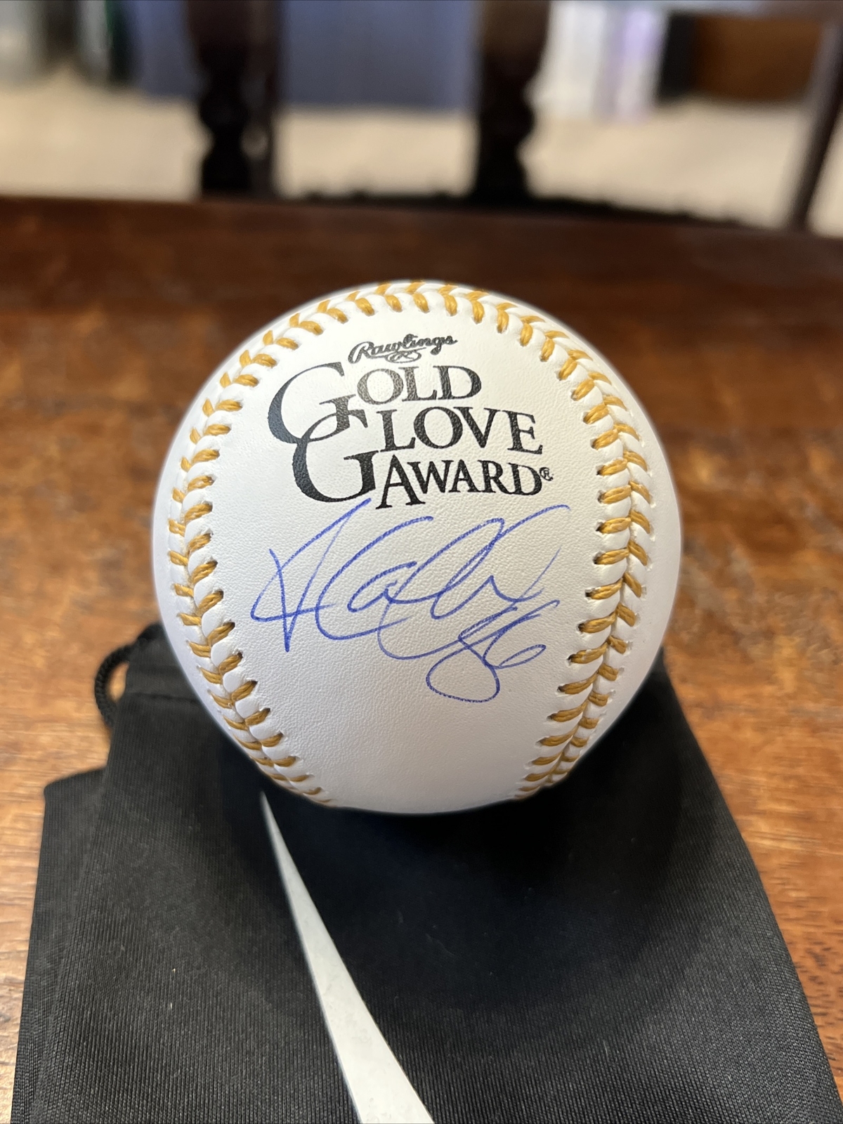 Kole Calhoun Signed Gold Glove Baseball PSA DNA Coa Angels Autographed Rangers