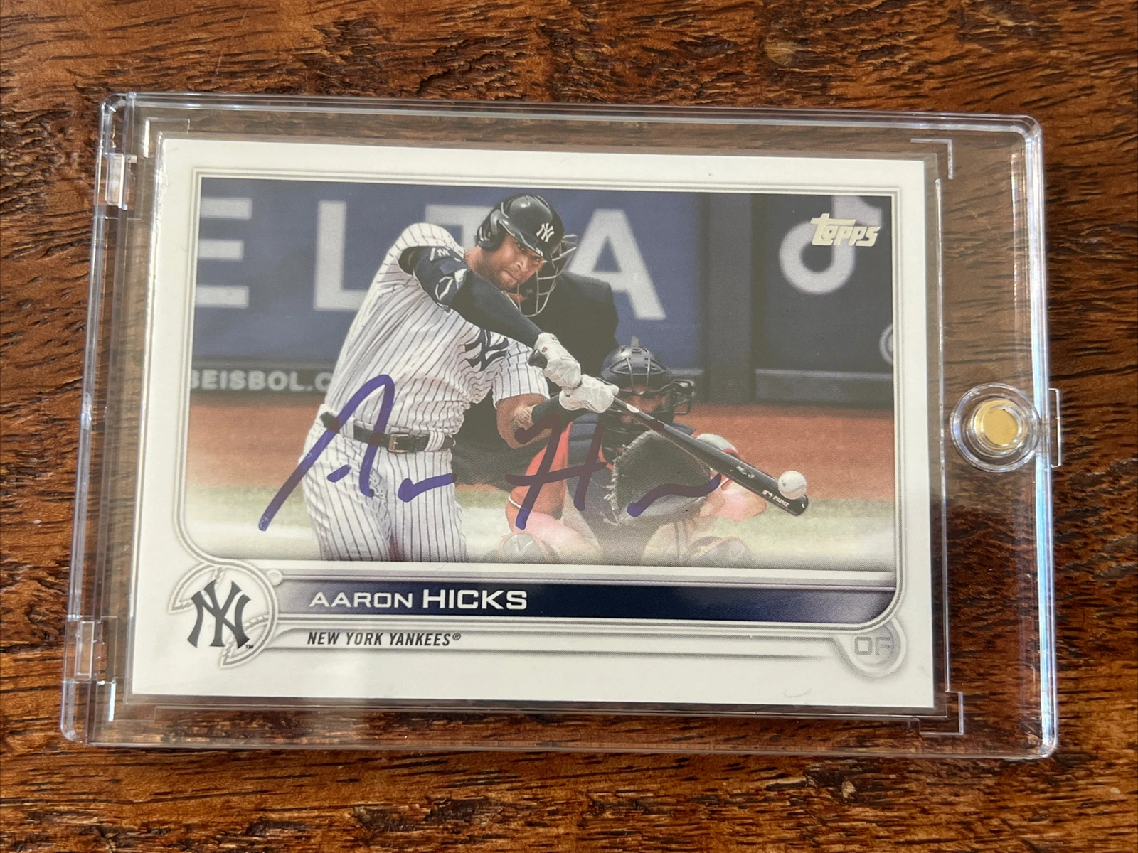 Aaron Hicks IP Signed Topps Card Psa Dna Coa Yankees Autographed