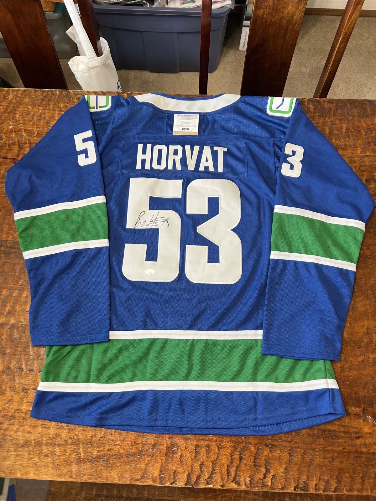 Bo Horvat Signed Vancouver Canucks Jersey Psa/Dna Coa Autographed Hockey