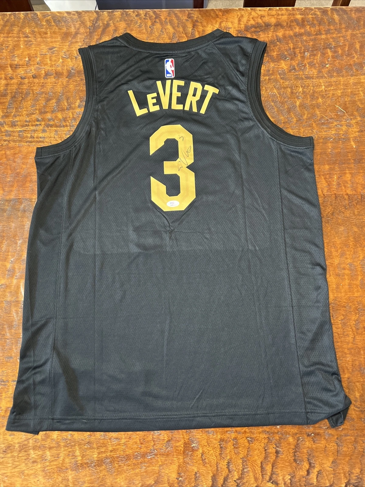 Caris LeVert Signed Cleveland Cavaliers Jersey PSA DNA Coa Autographed Cavs