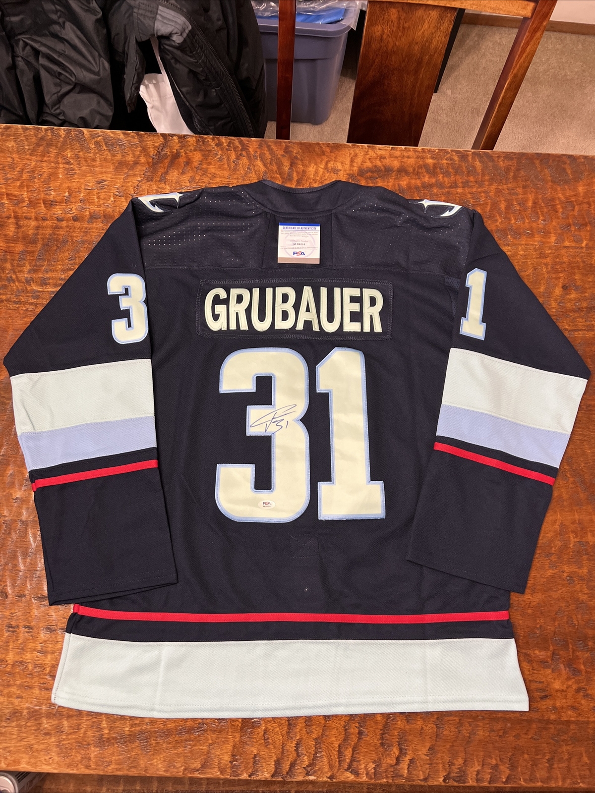 Philipp Grubauer Signed Seattle Kraken Jersey Psa/Dna Coa Autographed
