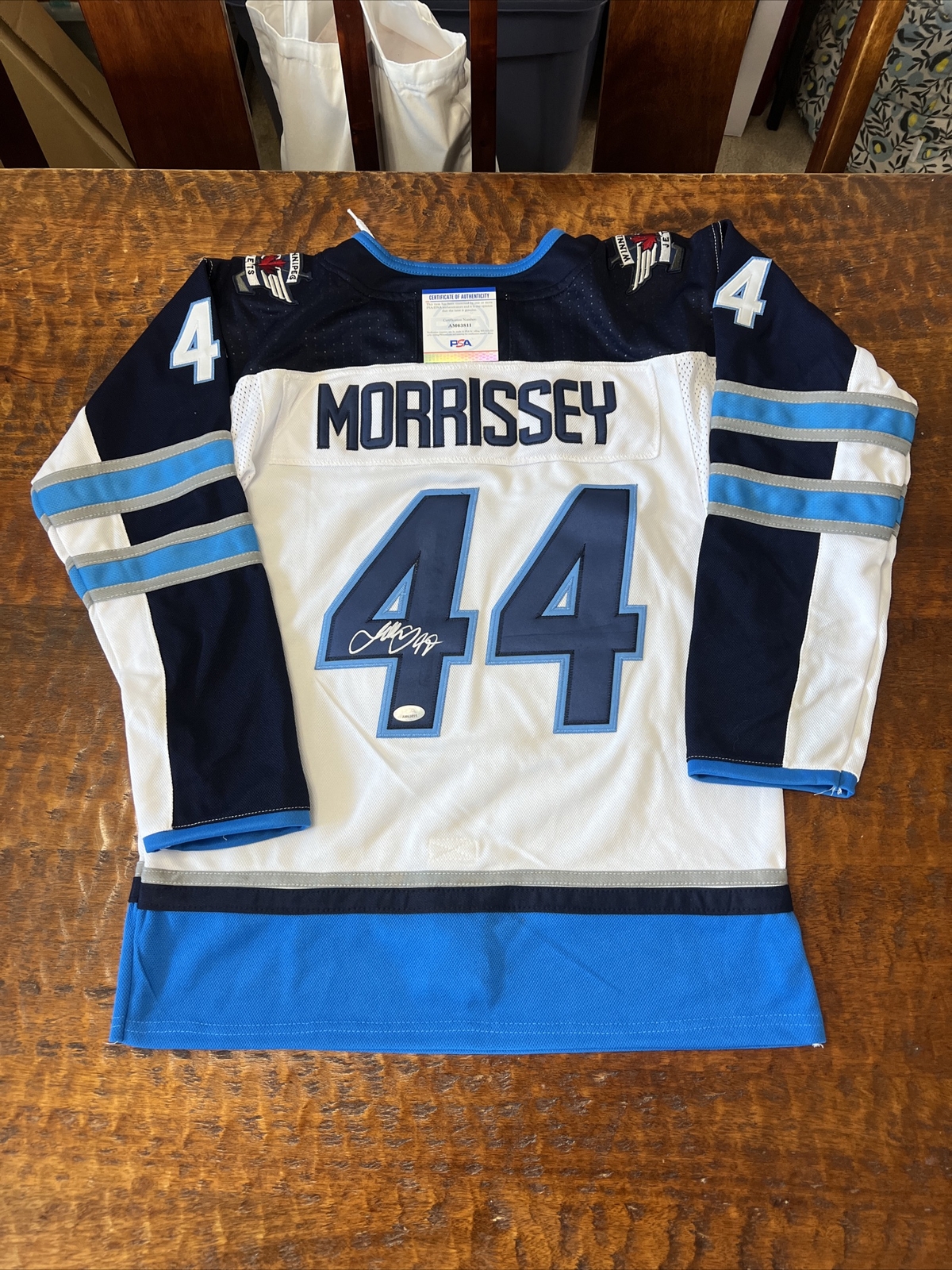 Josh Morrissey Signed Winnipeg Jets Jersey Psa/Dna Coa Autographed