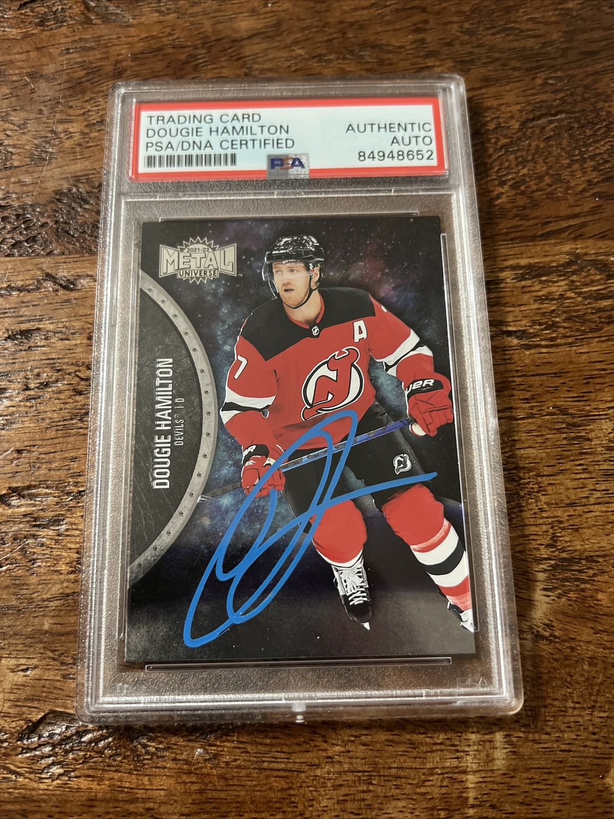 Dougie Hamilton IP Signed Skybox Metal Card Psa Dna Coa Slab Autographed Devils