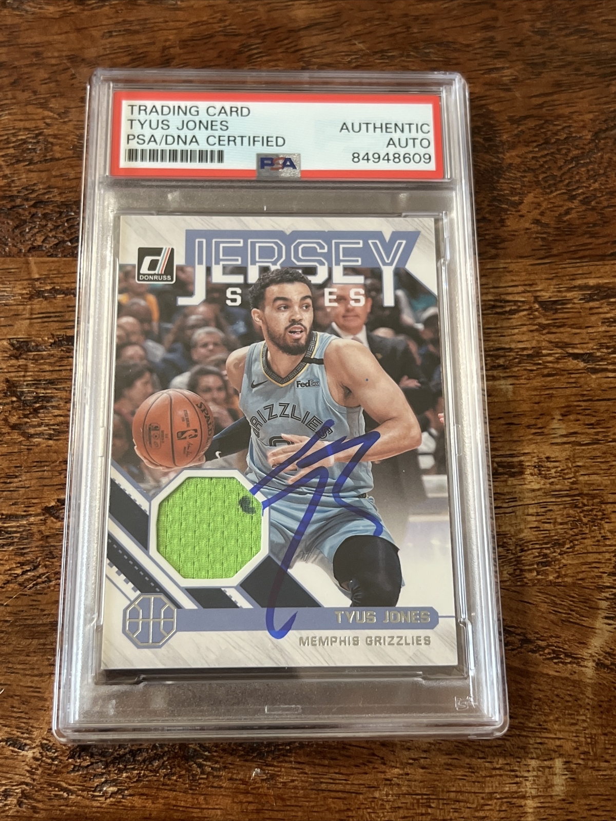 Tyus Jones IP Signed Donruss Jersey Card Psa Dna Coa Slab Autographed Grizzlies