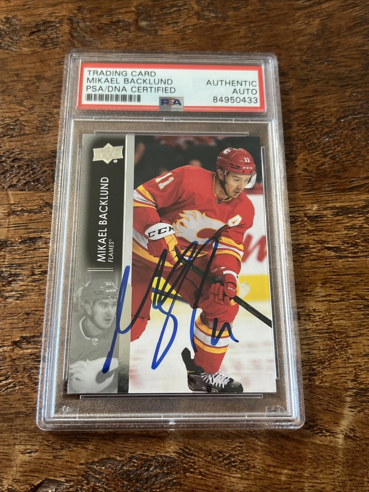 Mikael Backlund IP Signed Upper Deck Card Psa Dna Coa Slab Flames Autographed