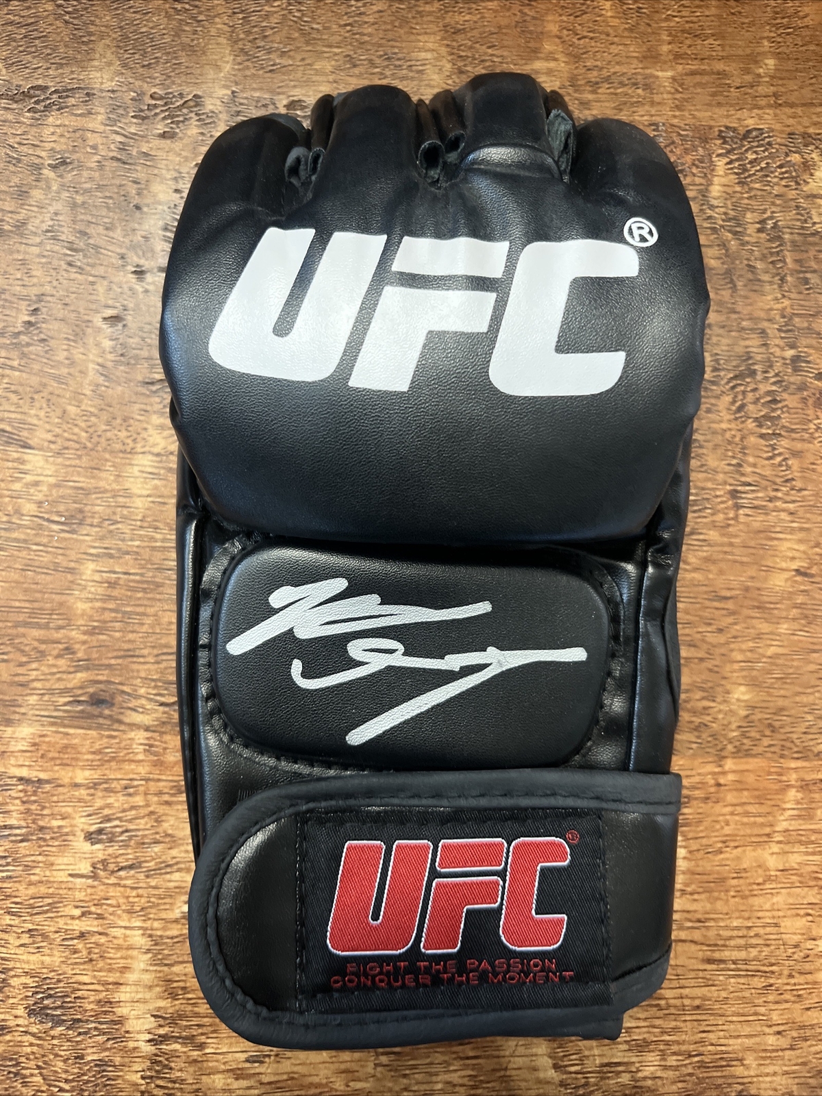 Nate Diaz Signed UFC MMA Glove JSA Coa Autographed