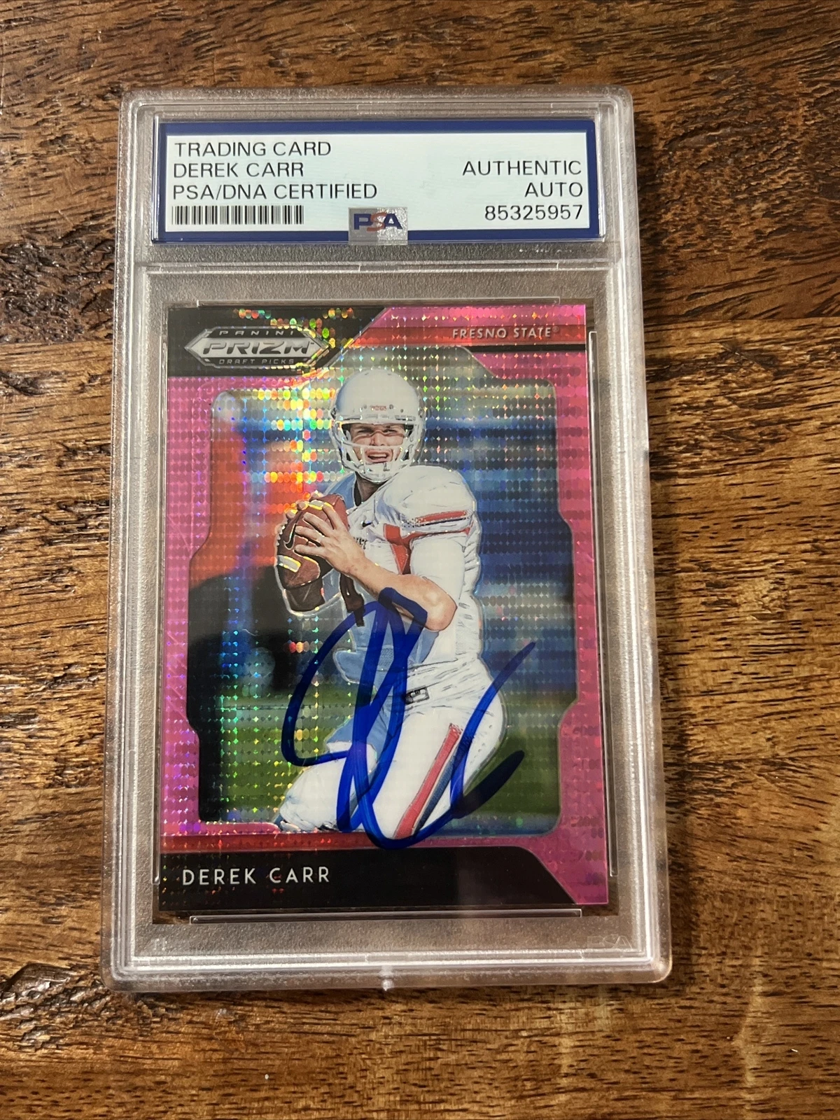 Derek Carr IP Signed Prizm Card PSA DNA Coa Slab Fresno State Autographed