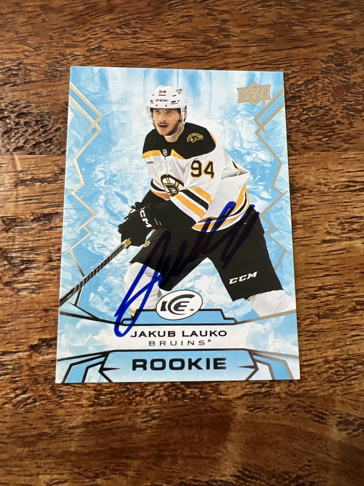 Jakub Lauko IP Signed 2022-23 Upper Deck Ice Rookie Card Bruins Autographed