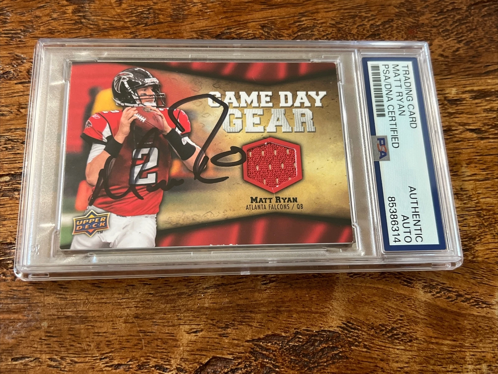 Matt Ryan IP Signed Upper Deck Jersey Card PSA DNA Coa Slab Falcons Autographed